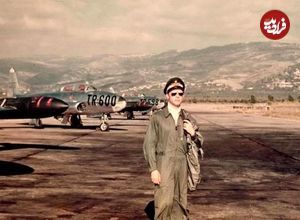 عکس؛ سفر در زمان؛ «نادر جهانبانی و دو خلبان ایرانی» در کنار یک جنگنده آمریکایی؛ دهه 30