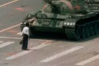(عکس) سرنوشت رازآلود مرد ناشناسی که ناگهان «ایستاد»