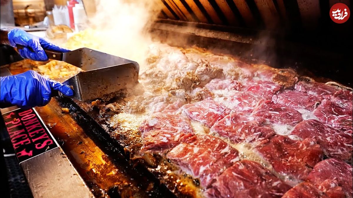 ببینید؛ غذای خیابانی در کره؛ فرآیند تهیه انواع ساندویچ های آمریکایی با گوشت، پنیر و فلفل در سوون