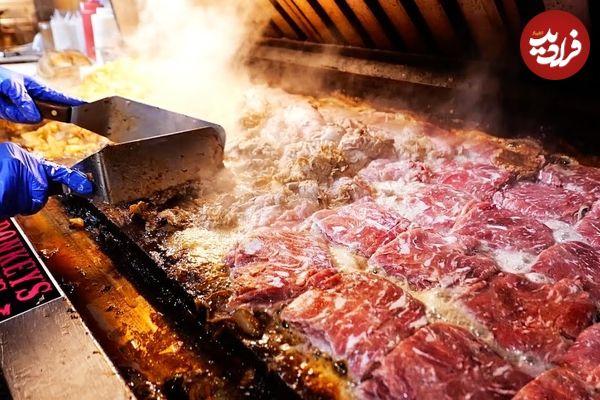 ببینید؛ غذای خیابانی در کره؛ فرآیند تهیه انواع ساندویچ های آمریکایی با گوشت، پنیر و فلفل در سوون
