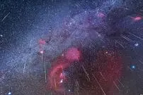 اوج‌گیری «دوپیکری‌ها» در آسمان ایران؛ با ۱۵۰ شهاب‌ در ساعت