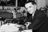 عکس| سفر به ایران قدیم؛ نویسنده و مترجم برجسته کشور با حقوق هزار تومانی بازنشسته شد!