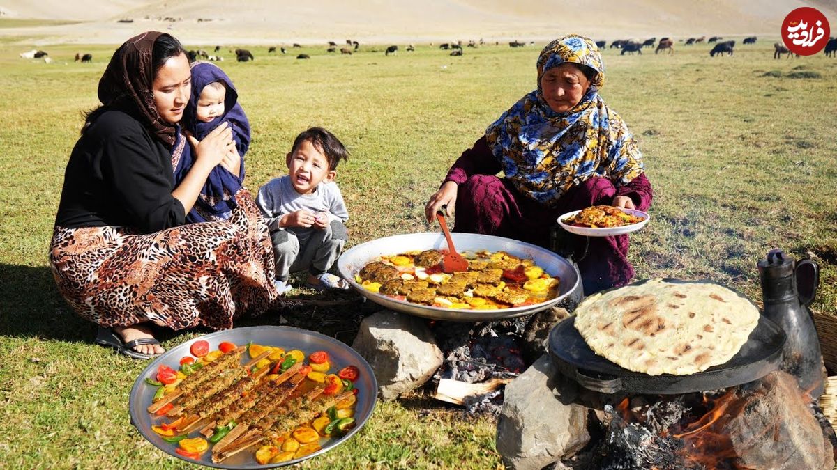 ببینید؛ غذای عشایری در افغانستان؛ پخت آدانا کباب ترکیه ای و نان لواش