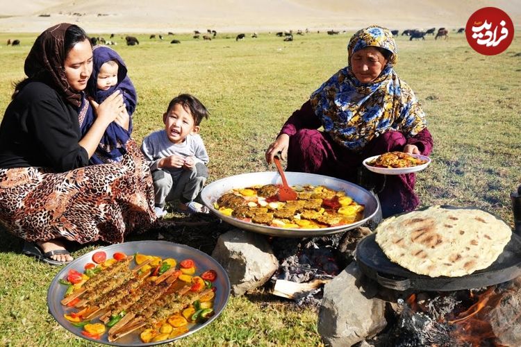 ببینید؛ غذای عشایری در افغانستان؛ پخت آدانا کباب ترکیه ای و نان لواش