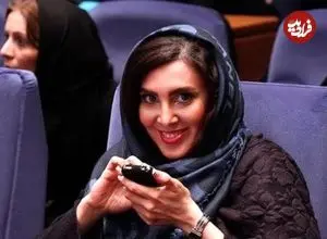 عکس| سفر زمان؛ ژست «لیلا بلوکات» با چکمۀ پلنگی در «آینه شمعدون»؛ سال 91