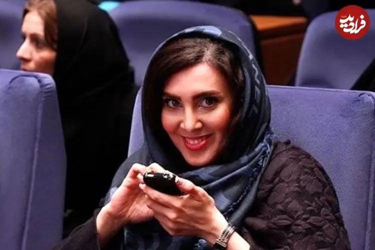 عکس| سفر زمان؛ ژست «لیلا بلوکات» با چکمۀ پلنگی در «آینه شمعدون»؛ سال 91