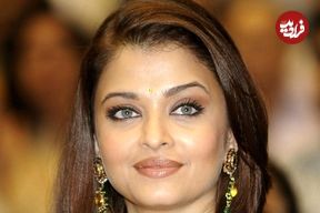 عکس| سفر در زمان؛ «آیشواریا رای» در یک کنفرانس مطبوعاتی در بمبئی؛ سال 1381