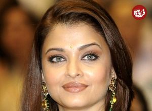 عکس| سفر در زمان؛ «آیشواریا رای» در یک کنفرانس مطبوعاتی در بمبئی؛ سال 1381