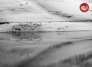 آب یک سد کشور یخ بست