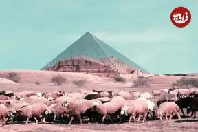 تصاویر؛ چغازنبیل با هرم لوور، تخت جمشید با اپل استور؛ اعتراض هنری به فراموشی میراثر