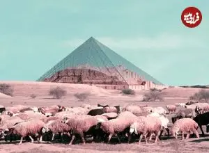 تصاویر؛ چغازنبیل با هرم لوور، تخت جمشید با اپل استور؛ اعتراض هنری به فراموشی میراثر