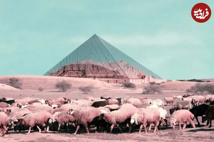 تصاویر؛ چغازنبیل با هرم لوور، تخت جمشید با اپل استور؛ اعتراض هنری به فراموشی میراثر