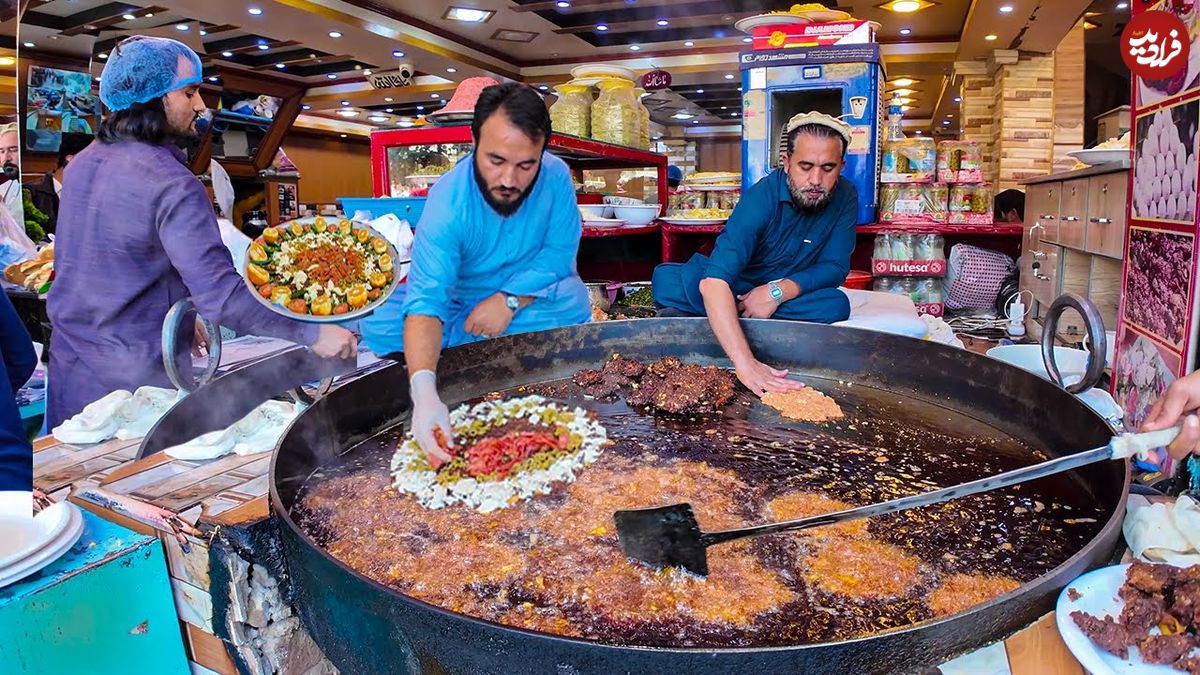 ببینید؛ غذای خیابانی در افغانستان؛ پخت چپلی کباب محبوب افغان ها در جلال آباد