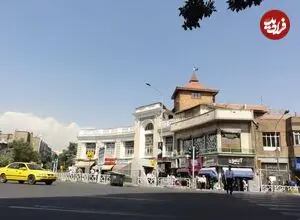 عکس| سفر به تاریخ؛ خودروهای کلاسیک در حال عبور از میدان مخبرالدوله تهران؛ سال 48