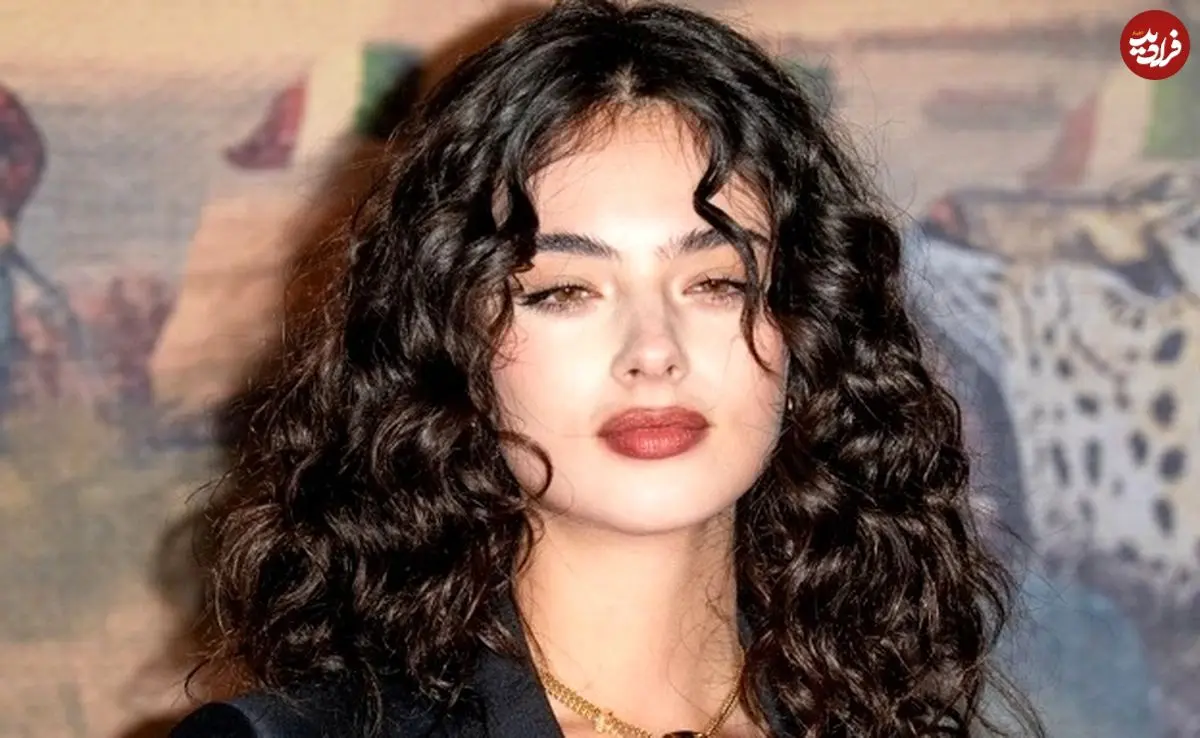 عکس| سفر زمان؛ چهرۀ «دختر مونیکا بلوچی» در 20 سالگی در سریال جدیدش