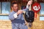 (ویدئو) پخت آبگوشت لاک پشت به سبک و سیاق آشپز روستایی چینی