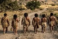 آیا هابیت‌های ۵۰ هزار ساله هنوز در بین ما هستند؟