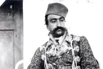 سفر در زمان؛ خاطرات ناصرالدین‌شاه: قبل شام چفیه عربی بسته بودم، عجب چیز گرمی است!