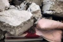 دوست نزدیک «پرنیا عباسی» که همراه با سه عضو خانواده‌اش در حمله اسرائیل به مناطق مسکونی شهید شد: تصویر مو‌های روی تشک صورتی، متعلق به «پرنیا» است