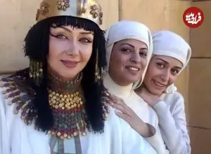 عکس| سفر زمان؛ چهرۀ «زلیخا» در 8 سالگی در کنار دوستانش در یک مهمانی؛ دهۀ 1340