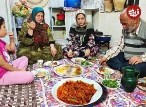 ببینید| غذای روستایی در ایران؛ پخت خورشت بامیه سنتی در روستا