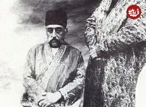 عکس| سفر زمان؛ مظفرالدین شاه و ولیعهدش محمدعلی میرزا در کنار مقامات درباری