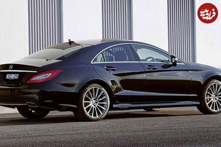 ببینید؛ لحظه تصادف عجیب مرسدس بنز CLS در یک بزرگراه در تهران!