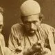 عکس| سفر زمان؛ مردان معتاد با لباس‌های مندرس پای بساط تریاک در دوران قاجار