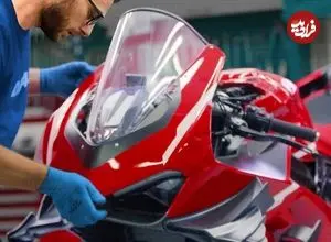 ببینید| مراحل ساخت موتور سیکلت قدرتمند و اسپرت دوکاتی سوپرلجرا در ایتالیا