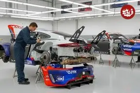 ببینید| مراحل دیدنی بازسازی کامل پورشه ۹۱۱ GT3R در آلمان