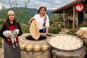ببینید| غذای روستایی در ایران؛ پخت نان تافتون و سیب زمینی تنوری و تهیه ترشی با تربچه