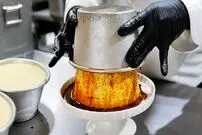 ببینید| غذای خیابانی در ژاپن؛ مراحل دیدنی پخت کیک کاراملی در توکیو