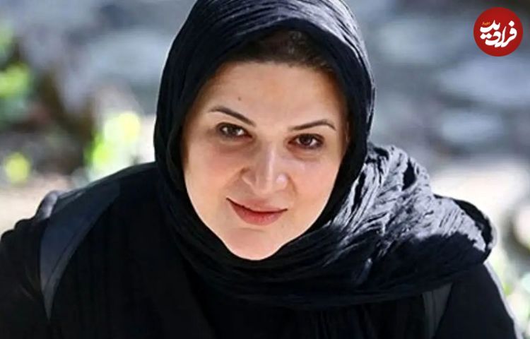 ببینید؛ واکنش احساسی ریما رامین‌فر به دیدن سنگ قبر مادر مرحومش
