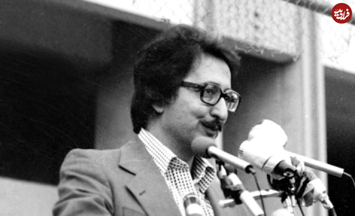 عکس؛ سفر در زمان؛ «بنی صدر در حال پینگ پنگ بازی کردن در فرانسه»؛ سال 60