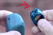 ببینید| نحوه ساخت یک انگشتر خارق العاده با یک تکه سنگ در بلژیک