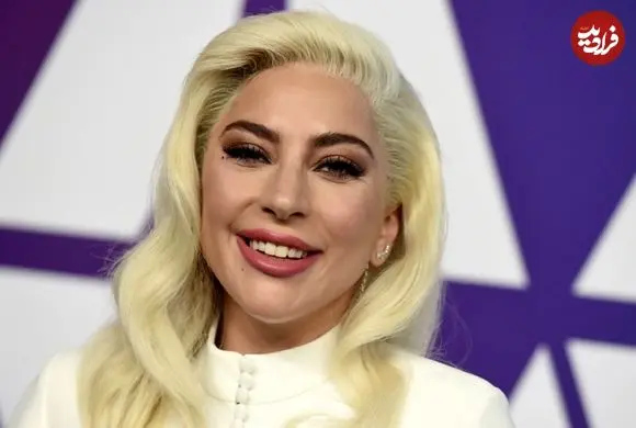 عکس| سفر در زمان؛ «لیدی گاگا 23 ساله» در حال اجرا در تورنتو؛ سال 1388