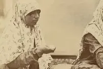 عکس| سفر زمان؛ مهمانی زنان ایرانی در عهد قاجار با قلیان و هندوانه و پلو
