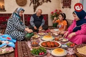 ببینید| غذای روستایی در ایران؛ پخت دلمه بادمجان در روستایی زیبا
