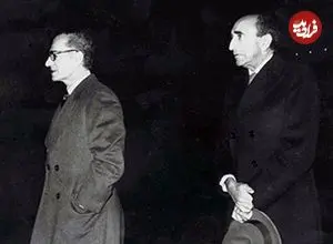 سفر در زمان؛ یادداشت‌های علم، چهارشنبه ۱۹ اردیبهشت ۱۳۵۲: شاه بعد از دیدن مدرسه‌ای که بچه روس‌ها در آنجا درس می‌خواندند گفت «به وزیر آموزش بگو از اینها یاد بگیرد»