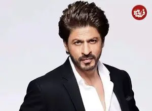 عکس| سفر در زمان؛ «شاهرخ خان» در حال امضا دادن به طرفدارانش در تورنتو کانادا؛ سال 1385