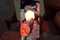(ویدئو) فرآیند ساخت پیچ و مهره های غول پیکر در یک کارخانه مدرن