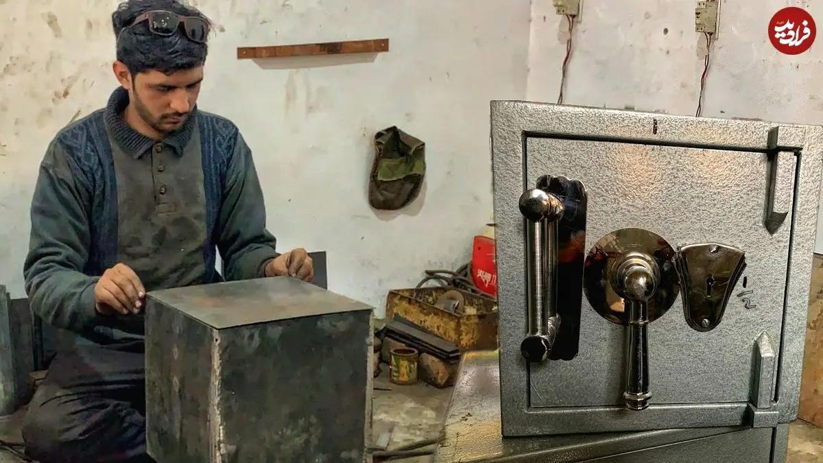 ببینید| مراحل شگفت انگیز ساخت یک گاو صندوق فلزی توسط استاد پاکستانی