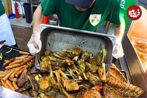 ببینید| غذای خیابانی در ایرلند؛ پخت سوسیس و دنده کباب در دوبلین