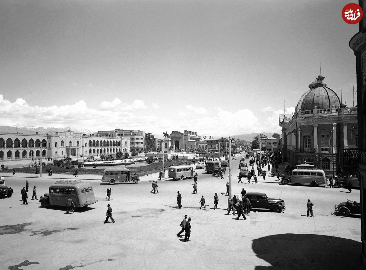 (عکس) تصاویر جالب از تهران قدیم؛ خیابان فردوسی و لاله‌زار دهه ۳۰