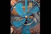 (ویدئو) نحوه استفاده از پنکه نفتی با قدمت ۱۵۰ ساله