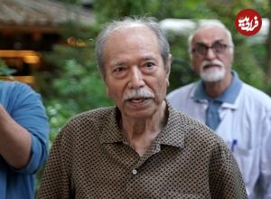 عکس؛ سفر به تاریخ؛ چهرۀ «علی نصیریان» در 42 سالگی در کنار «سعید کنگرانی»؛ سال 55