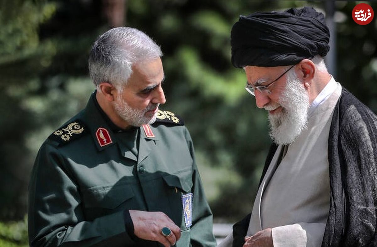 عکس؛ سفر به تاریخ؛ «سردار سلیمانی» در میان ویرانههای 2 هزارسالۀ «پالمیرا» در سوریه