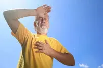 کم‌آبی بدن و تپش قلب؛ چرا ضربان قلب افزایش پیدا می‌کند؟