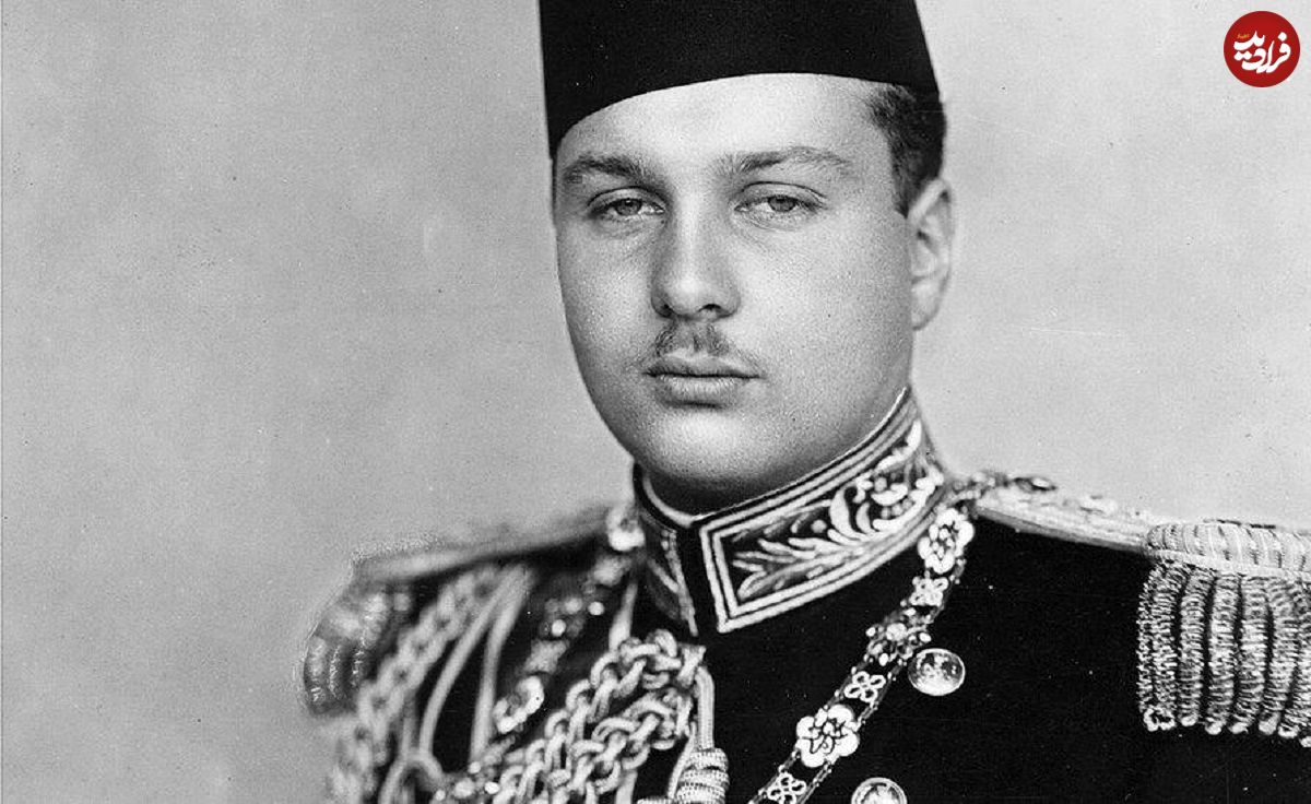 عکس؛ سفر در زمان؛ «آخرین پادشاه مصر در کنار پدر و مادرش»؛ سال 1332