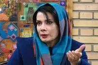 عکس| سفر زمان؛ تیپ باورنکردنی «عاطفه رضوی» در حال قلیان کشیدن؛ سال 97